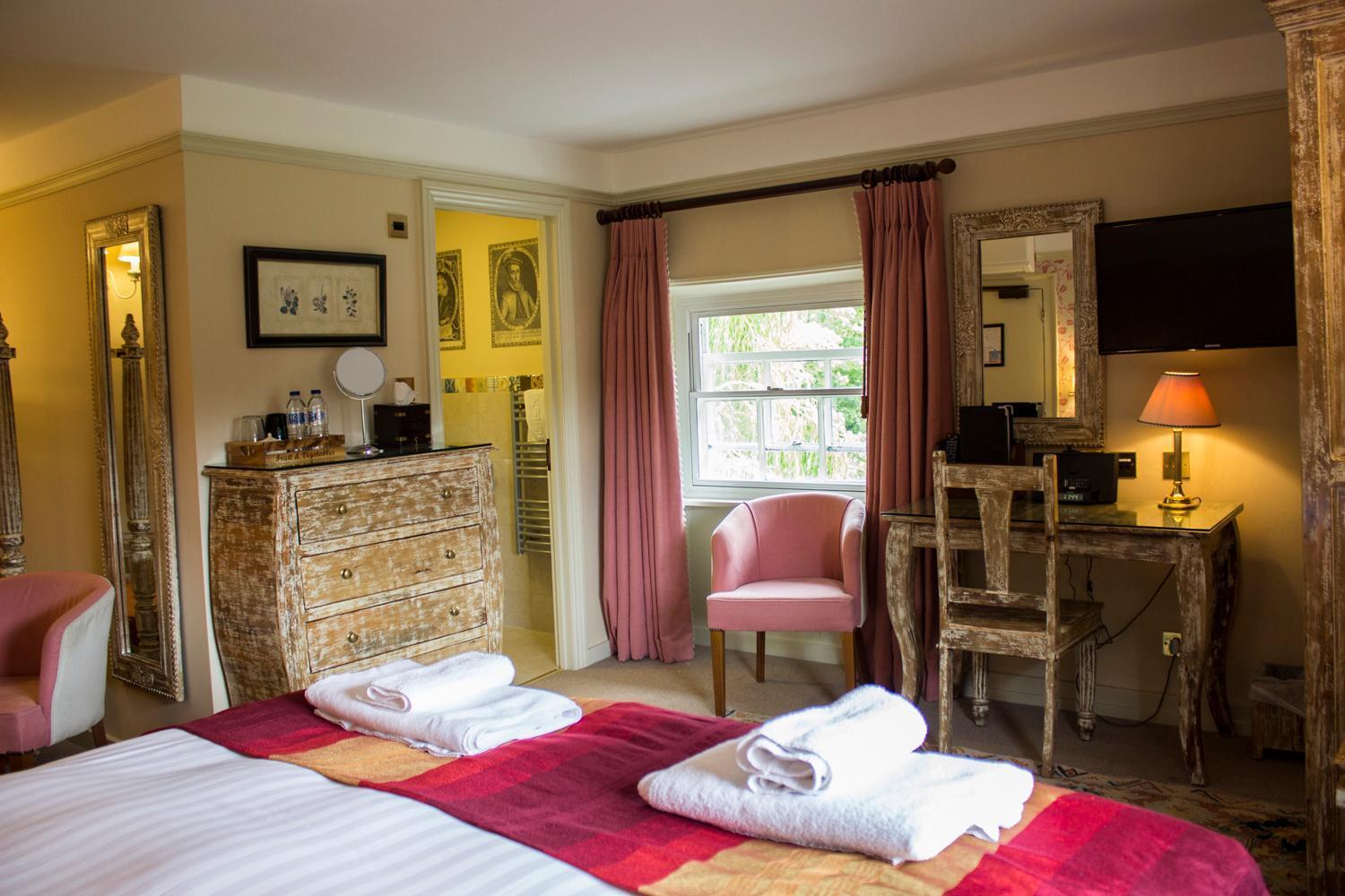 Hotel The Pembroke Arms Wilton  Camera foto