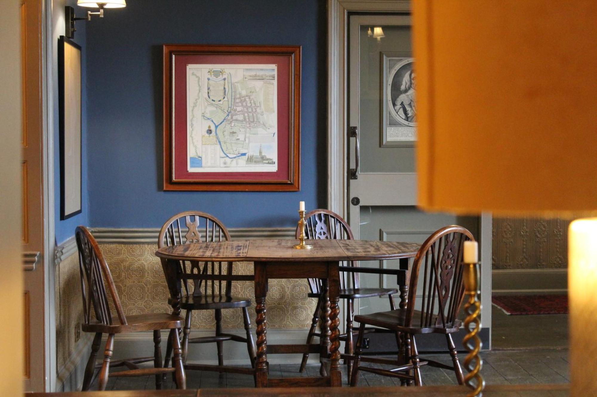 Hotel The Pembroke Arms Wilton  Esterno foto